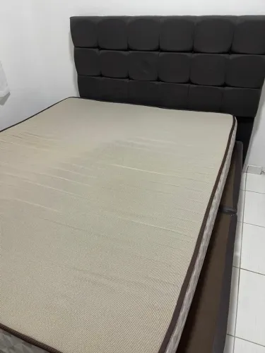 Cama Queen com Cabeceira 