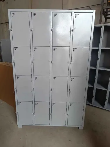 Roupeiros de 20 portas - A pronta entrega
