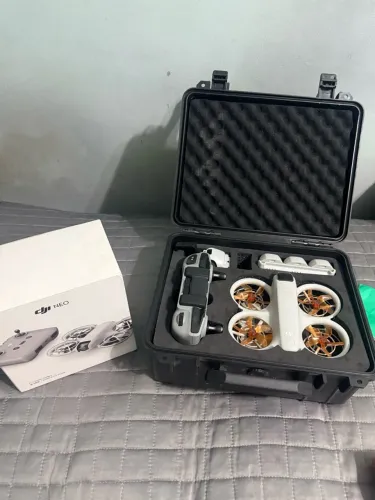 DJI Neo Fly More Combo