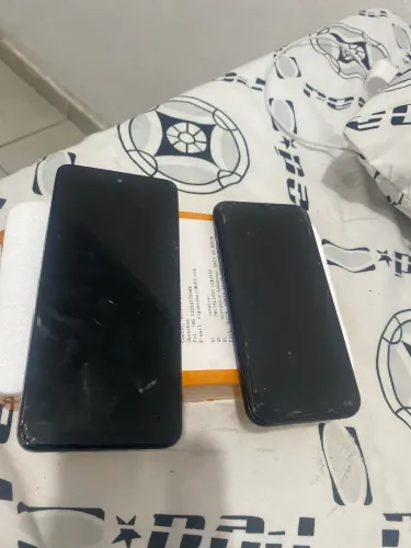 Vende-se para retirada de peças, Iphone 11 Pro e Motog52