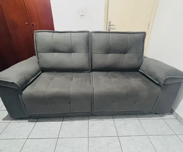 Sofá retrátil reclinável 2 lugares
