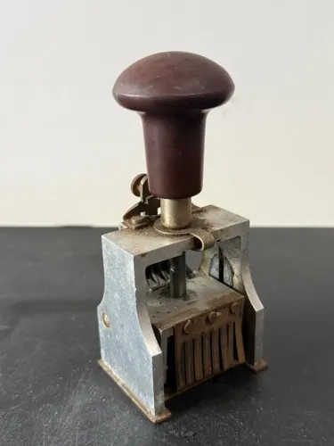 arimbo Numerador Antigo DAT Furtwangen (Raridade Alemã)