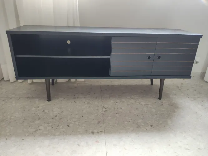 Rack preto com 2 portas 1.60x.065