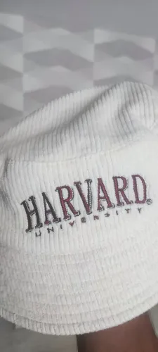 Chapéu Harvard University