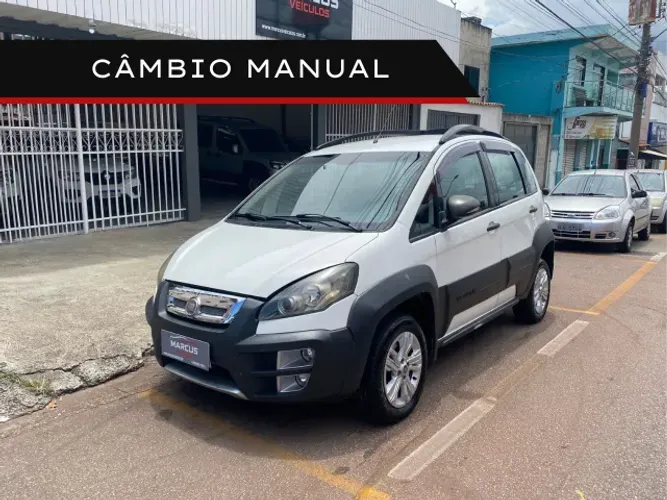 Fiat Idea Adv./ Adv.lock.dualogic 1.8 Flex 5P 2013