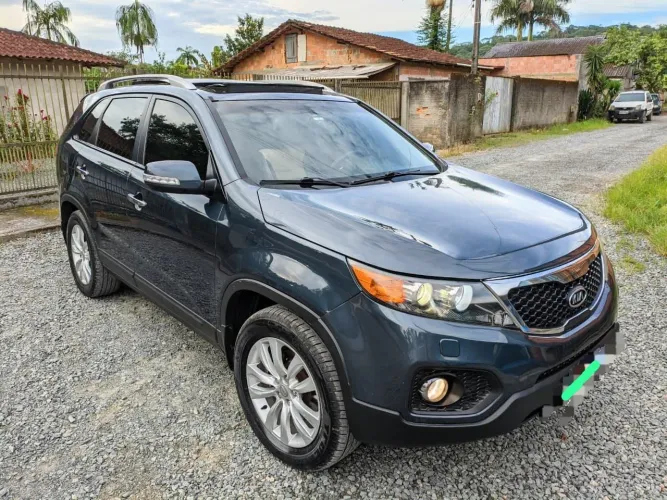 Kia Motors Sorento 3.5 V6 24V 278cv 4X2 Aut. 2011
