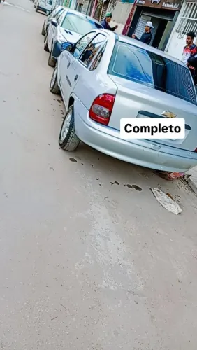 Chevrolet Corsa Sedan 1.0 MPFI 8V 71cv 4P 2003