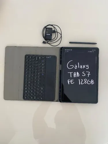 Galaxy Tab S7 FE 128GB + Capa Teclado + Carregador Original 