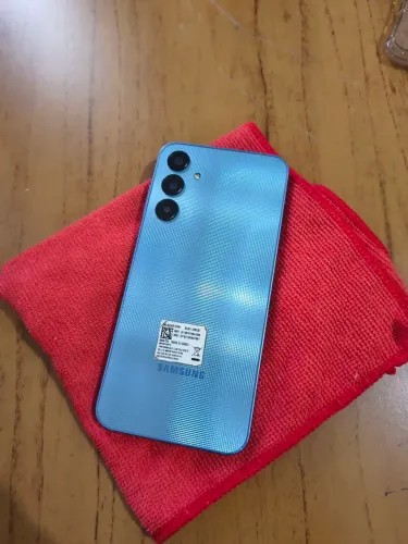 Samsung A25 
