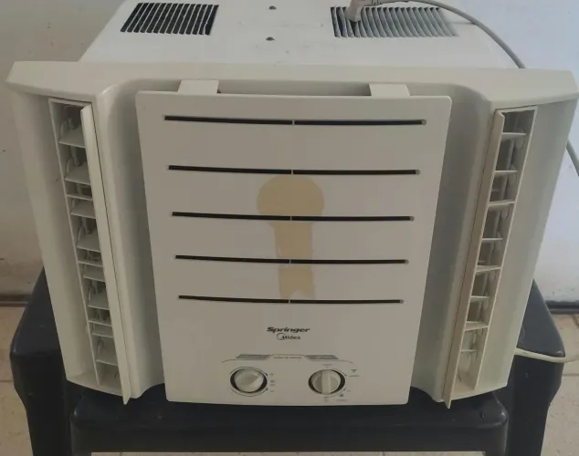 Ar condicionado acho 7.500 btus