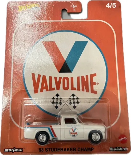 Hot Wheels Premium 63 Studebaker Champ Valvoline Lacrada