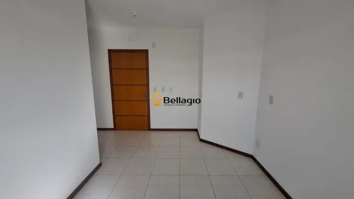 Apartamento 1 Dormitório, Ótima Localização, Prédio com Elevador.
