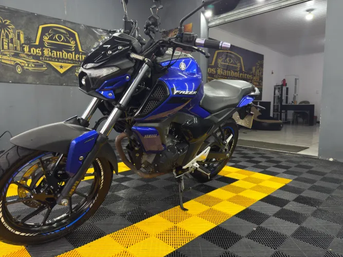 Yamaha FZ15 Fazer ABS 2023 - Azul - Excelente Estado