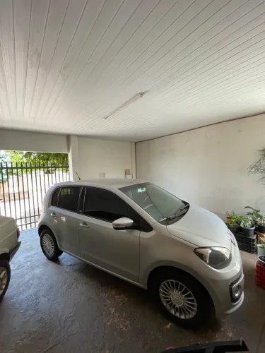 Volkswagen Up! Move 1.0 TSI Total Flex 12V 5P 2016