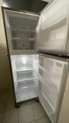 GELADEIRA ELECTROLUX DFX44 FROST FREE 400L ? SEMINOVA ?