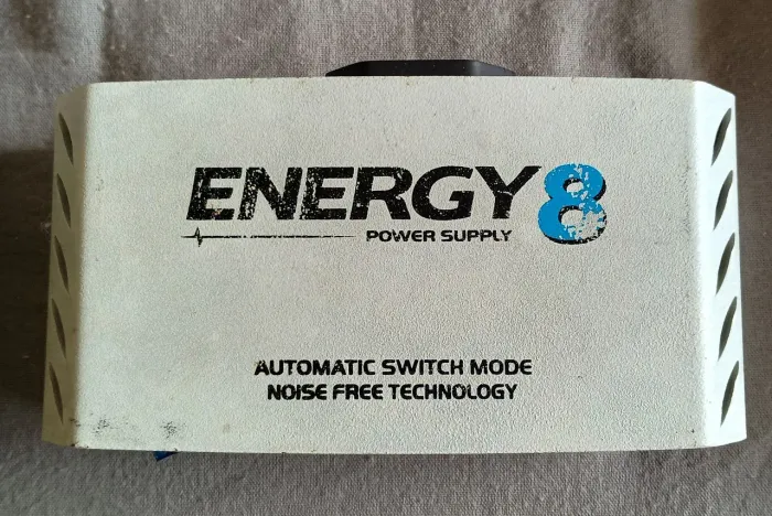 Fonte Energy 8 para pedais
