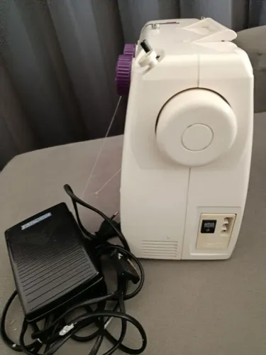 Máquina de costura ?
