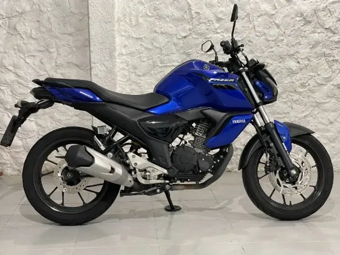 Yamaha FZ15 Impecável