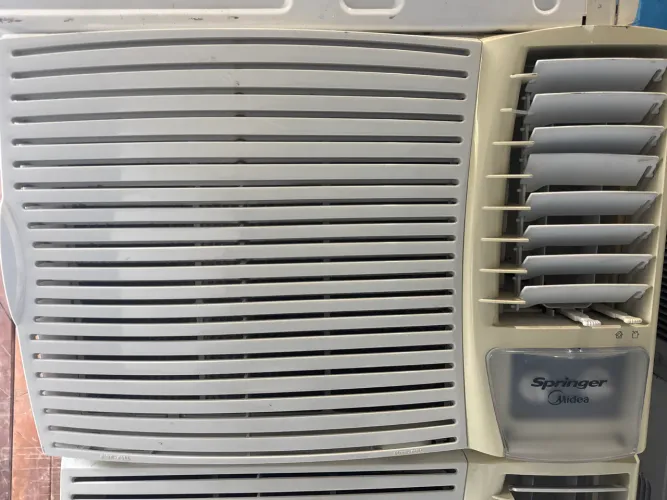 Ar condicionado de janela Springfield midea 12.000 btus