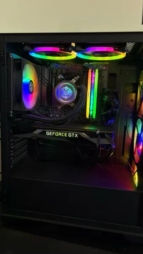 Pc Gamer Ryzen 7 5700 + 24gb de ram + gtx 1080ti 11gb