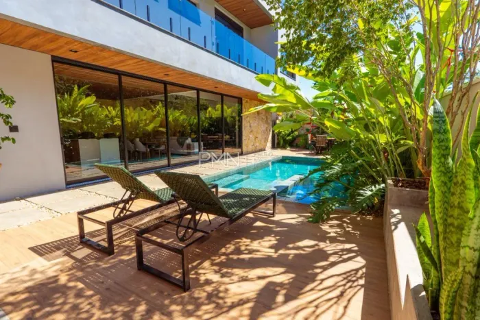 Casa à venda em Nova Odessa, Jardim Gleba B, com 3 suítes, com 498 m²