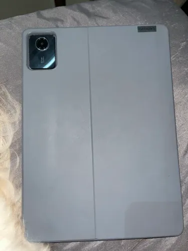 Tablet Lenovo em Ótimo Estado