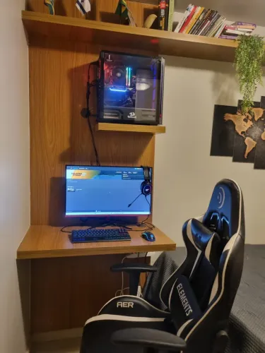 Pc Gamer - setup completo com cadeira Gamer elements