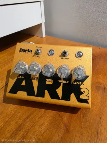 PEDAL DARTA EFFECTS ARK 2 - PREAMP CLEAN COM SIMULADOR DE GABINETE