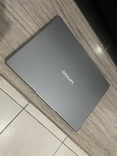 Notebook Lenovo i5 (troco por iphone)