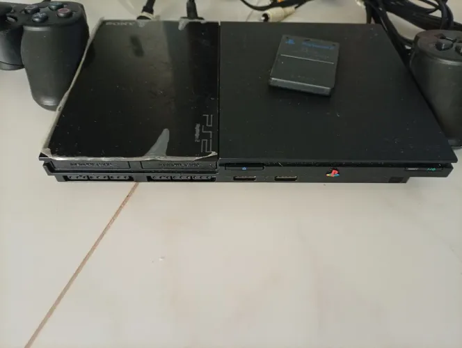 PLAYSTATION 2 SUPER NOVO POUQUISSIMO USADO