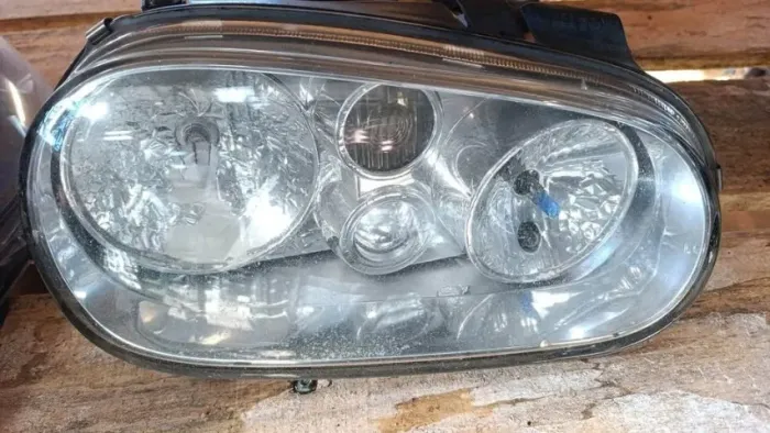 FAROL DIREITO GOLF SAPÃO
