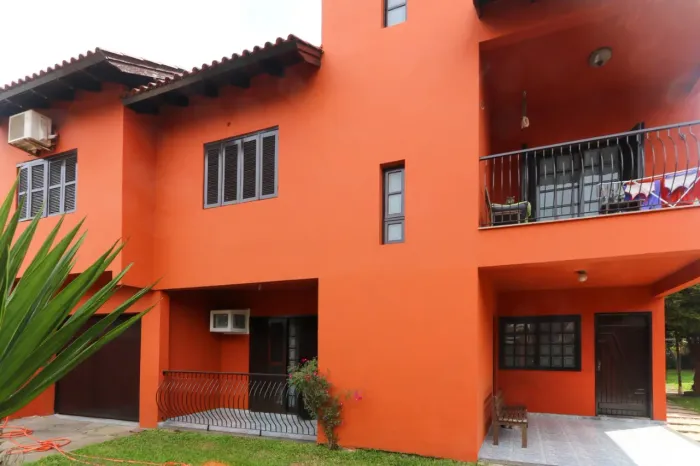 Casa com 5 Quartos para Alugar no bairro Harmonia com 300m²