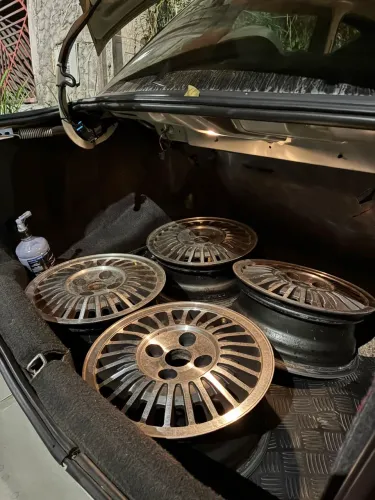 Rodas 13 - Santana GLS - ORIGINAIS VW