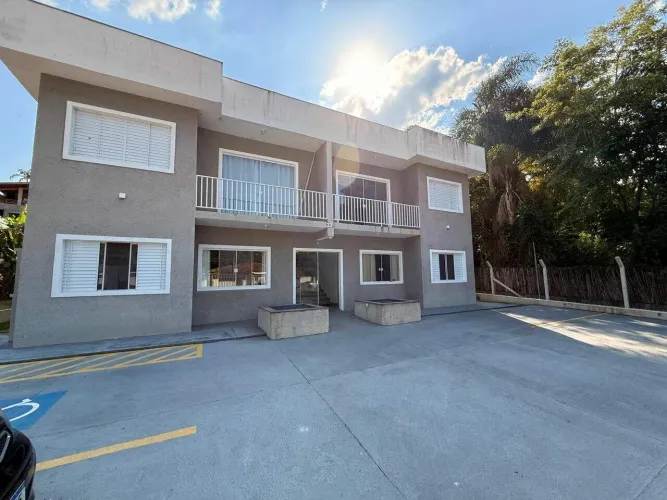 Apartamento com 2 dormitórios para alugar, 90 m² por R$ 2.495,99/mês - Freguesia da Escada