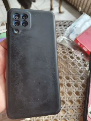 Vendo telefone seminovo 60540