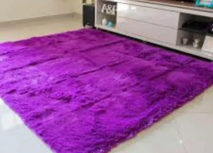 Tapete shaggy peludo, novo, elegante temos várias cores .