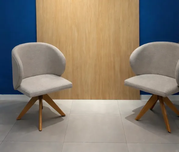 Poltronas de linho giratórias 
