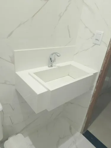 Vendo pia de porcelana top