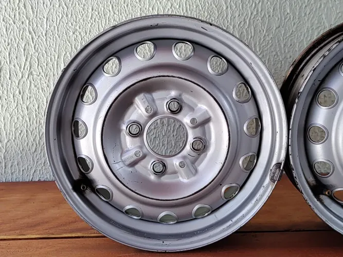 Roda Fiat Europa 147 panorama Spazio 13 Fiat