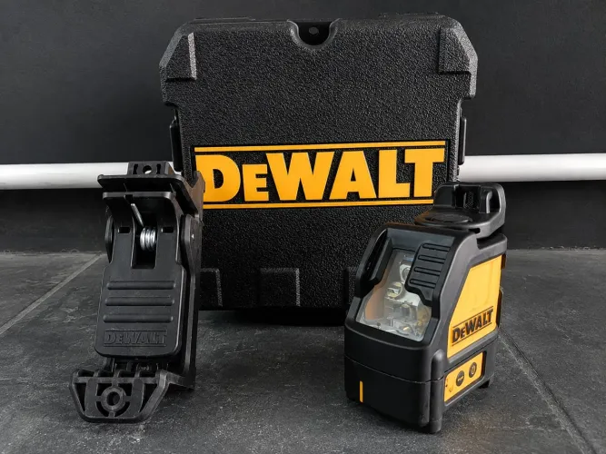 ? LASER DEWALT ? KIT COM MALETA