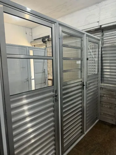 PORTAS DE ALUMÍNIO APARTIR DE R$499,99 - DIRETO DA FABRICA
