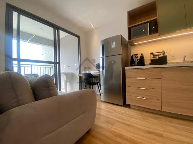 Apartamento novo e mobiliado para locação em Perdizes com 33 m², em frente à PUC.