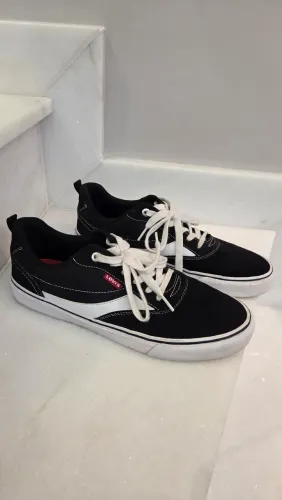 Tenis Levis Strauss 42