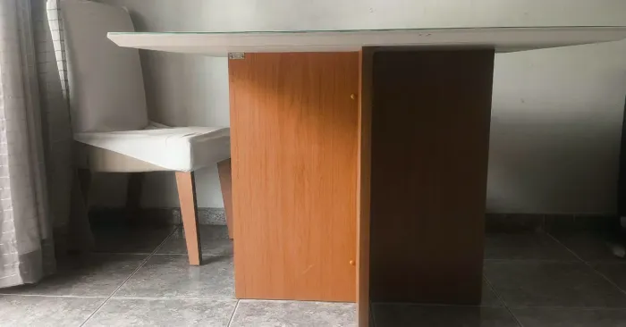 Mesa de Jantar 4 Cadeiras