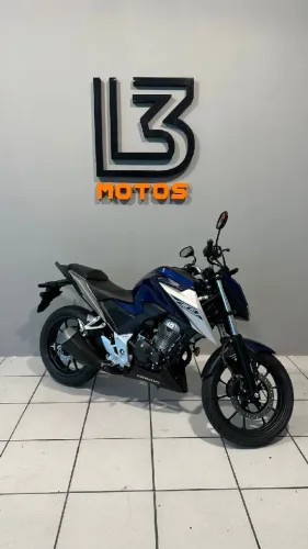 HONDA CB 300F Twister Flex ABS.