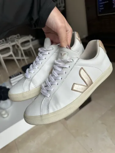 Tênis Veja feminino 35