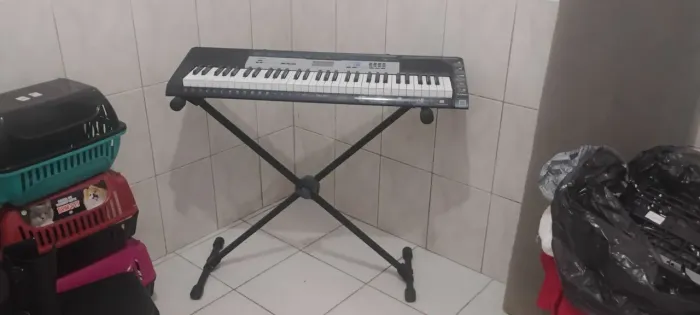 Teclado para iniciantes Casio CTK-1550