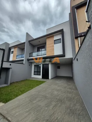 Sobrado à venda no bairro Centro - Araucária/PR