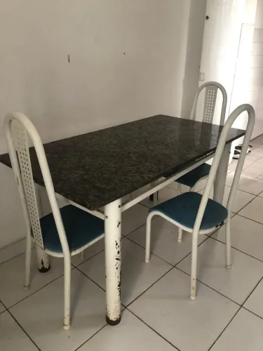 Mesa de mármore