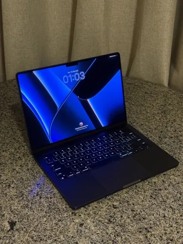 Macbook Pro M4 - 16GB RAM 512gb SSD (LEIA A DESCRIÇÃO)